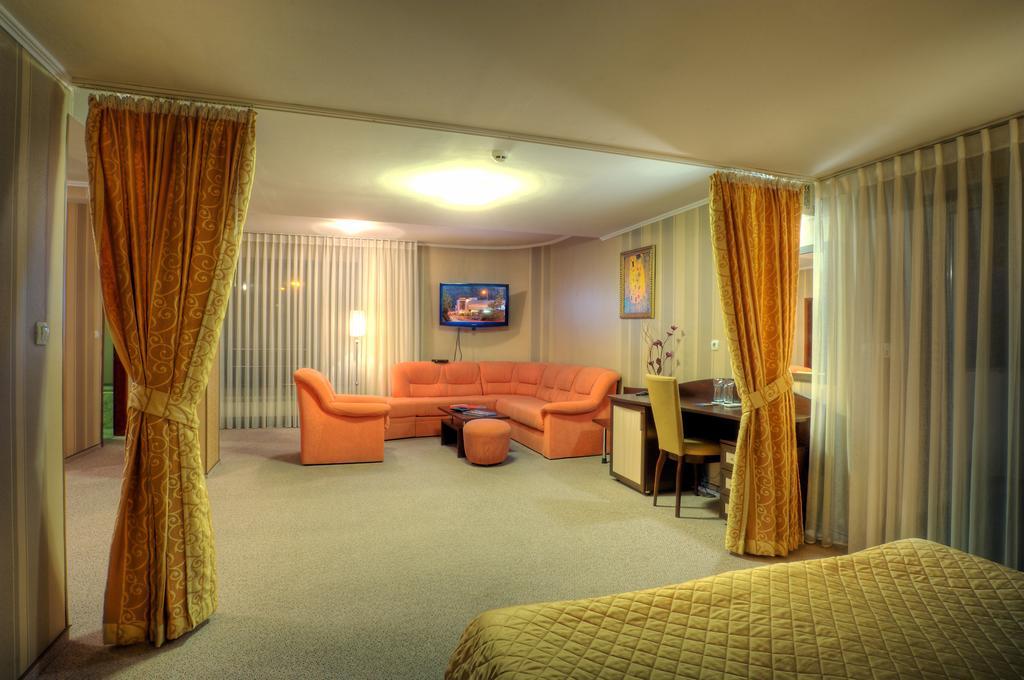 Luxor Hotel 스몰랸 외부 사진